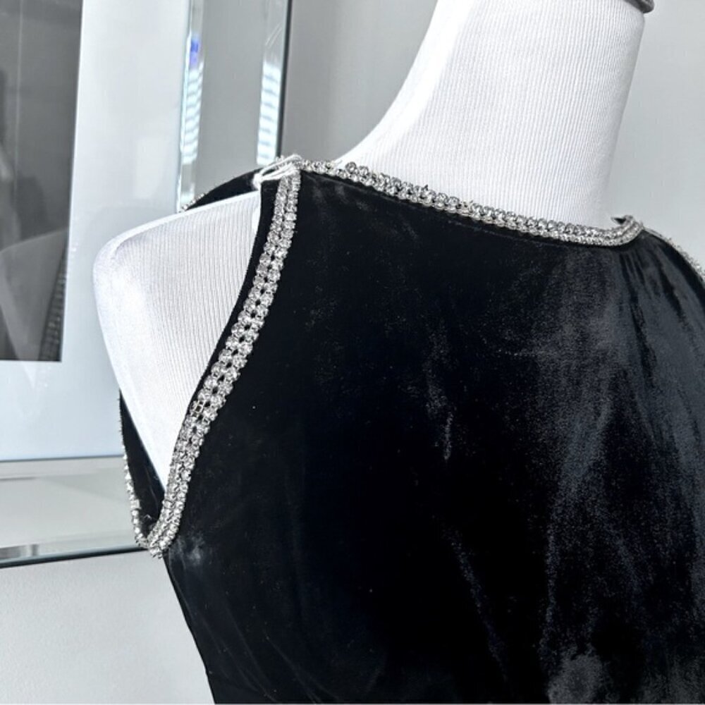 Original Junior Vogue 1960’s Velvet Wiggle Dress. - Picture 4 of 12